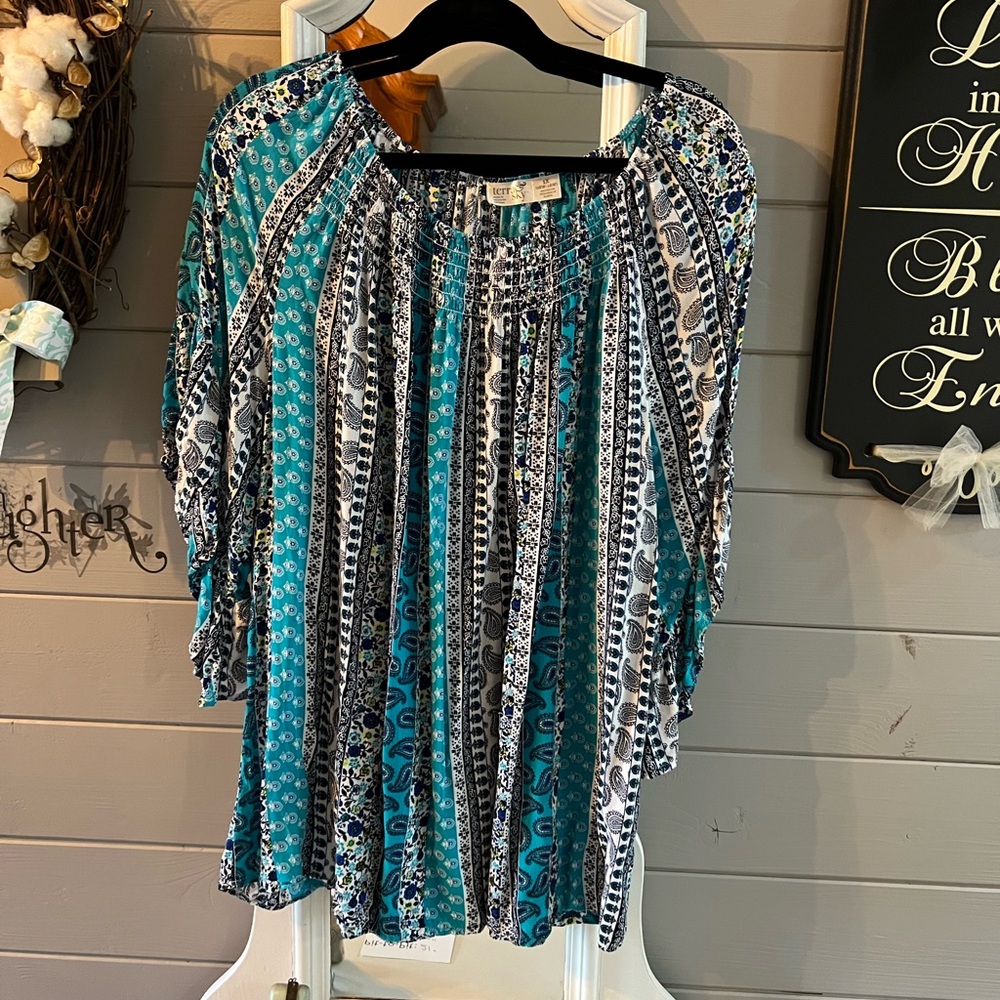 Terra & Sky Blue and White Paisley Top